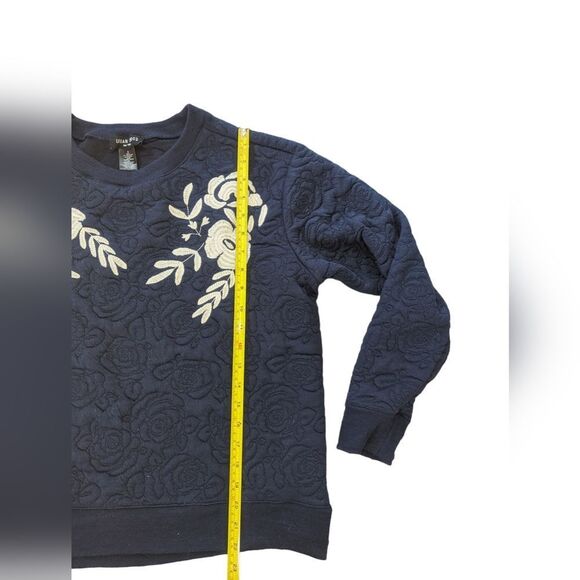 🛍️Urban Mood Blue and White Embroidered Crew Neck Sweatshirt - Picture 2 of 5